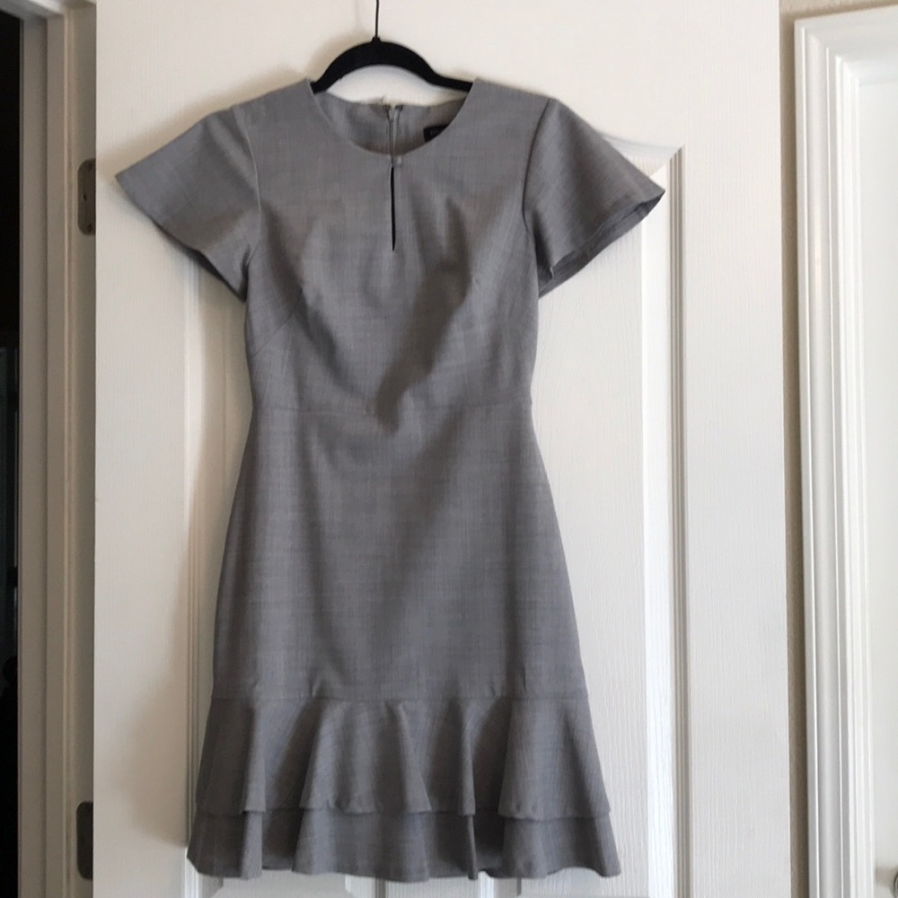 Banana republic gray wool flutter sleeve dress